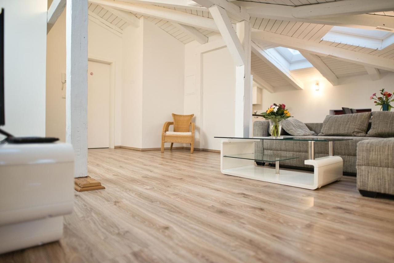 Haus Steuerrad Apartment Stralsund Bagian luar foto