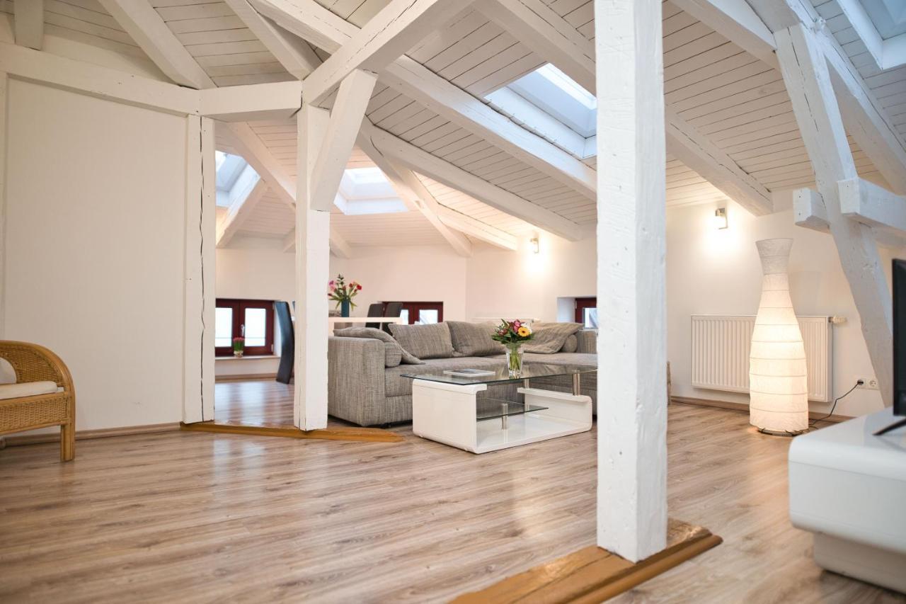 Haus Steuerrad Apartment Stralsund Bagian luar foto