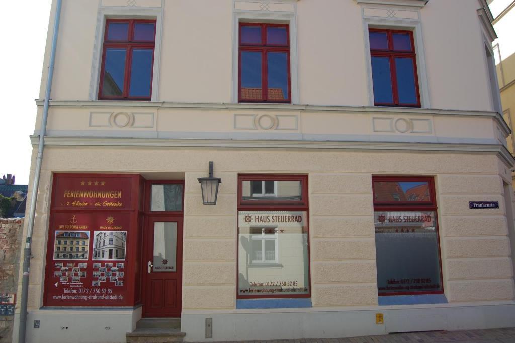 Haus Steuerrad Apartment Stralsund Bagian luar foto